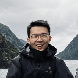 Xinyu Yang